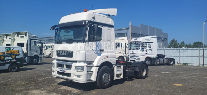 Купить КАМАЗ 5490-S5 (АКПП) седельный тягач б/у (2018г. 581 470 км.)(4458) в компании Русбизнесавто - изображение 1