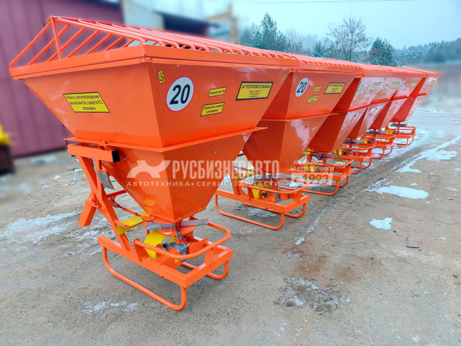Купить Разбрасыватель песка А-116-01Г (навесной) - гидрозаслонки в компании Русбизнесавто - изображение 0