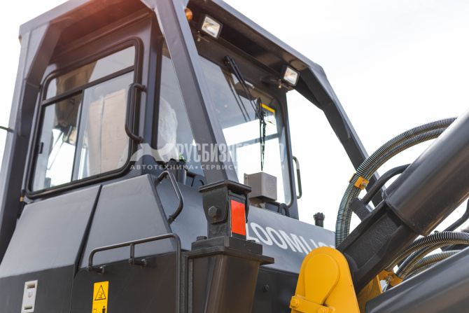 Купить Бульдозер гусеничный ZOOMLION ZD320-3 (ROPS, кондиционер, гусеница 560мм, однозубый рыхлитель) в компании Русбизнесавто - изображение 3