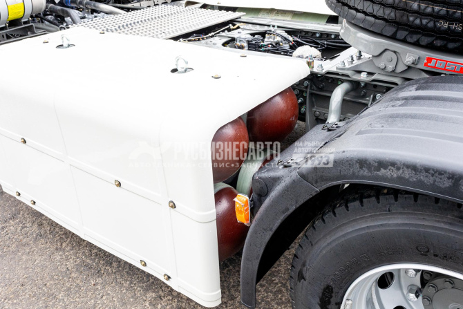 Купить Тягач SITRAK C7H LUX 4x2 ( ZZ4186V391HE1C ) / без АДР с КОМ / КПГ / CNG (сжат.метан) в компании Русбизнесавто - изображение 14