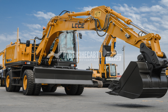 Купить Экскаватор колесный LGCE E7150H (Квик-каплер гидр, Двухпоточная гидролиния (X3)) в компании Русбизнесавто - изображение 4