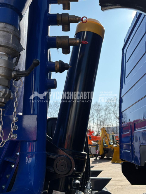 Купить ТКМ-630 (илосос МАЗ 6312С9-8575-012, 15м3+1,5м3 (ил/вода), насос 2600 м3/час, сист.гидроразмыва) в компании Русбизнесавто - изображение 13