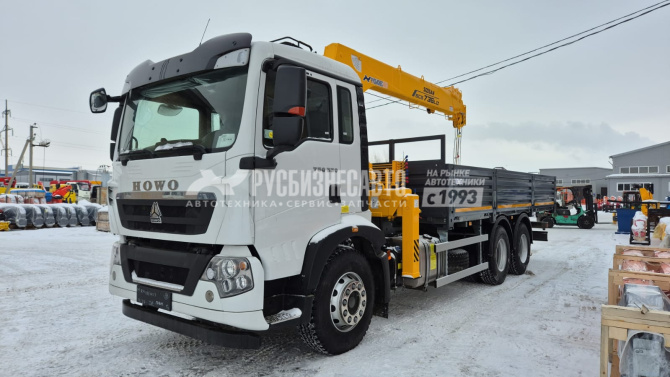 Купить КМУ HOWO T5G (6*4, 330л.с., Евро-5) + SOOSAN SCS736LII верх.упр. + борт сталь 6,6м. СПМ в компании Русбизнесавто - изображение 0