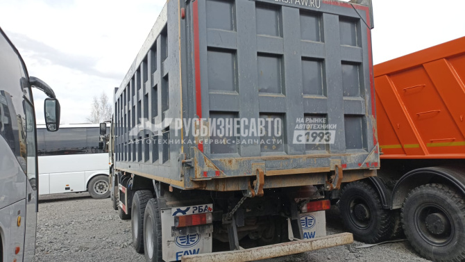 Купить Самосвал  FAW J6  (8x4)  б/у (2021 г. 45 553 км) в компании Русбизнесавто - изображение 3