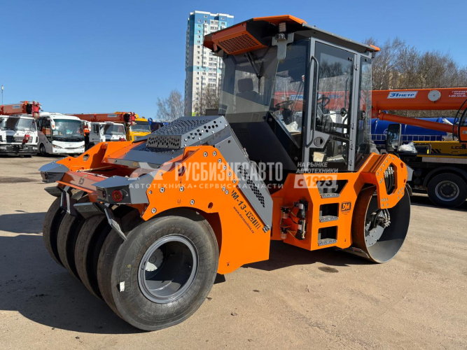 Купить Каток дорожный комбинированный вибрационный DM-13-VC (вес 13 т, шир. полосы 2 м) в компании Русбизнесавто - изображение 0