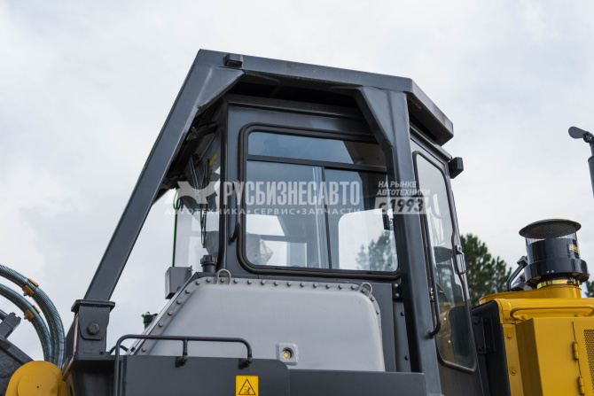 Купить Бульдозер гусеничный ZOOMLION ZD320-3 (ROPS/FOPS, кондиционер, гусеница 560мм, однозубый рыхлитель) в компании Русбизнесавто - изображение 2
