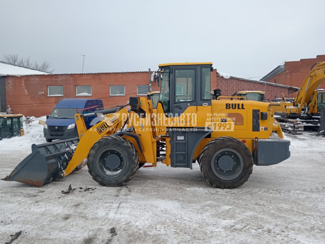 Купить Погрузчик фронтальный одноковшовый BULL SL300 б/у (2022 г., 135 м/ч) в компании Русбизнесавто - изображение 0