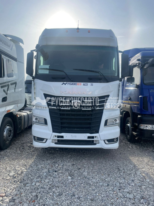 Купить КАМАЗ 65659-70008-СА седельный тягач Евро 5 М2646 в компании Русбизнесавто - изображение 0