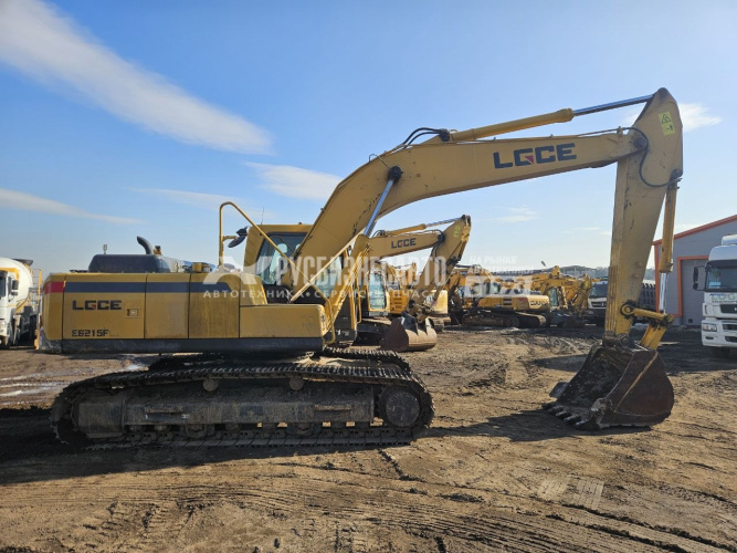 Купить Экскаватор гусеничный LGCE E6215FLC (2023г. 2 284 м/ч) (0043) в компании Русбизнесавто - изображение 2
