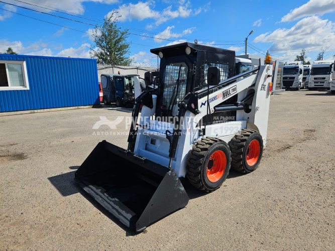 Купить Мини погрузчик Bull SL 700 б/у (2022 г., 246 м.ч.)(2521) в компании Русбизнесавто - изображение 0