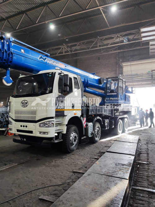 Купить КС 65713-9К-5В автокран 55т. (FAW-3310) КЛИНЦЫ в компании Русбизнесавто - изображение 2