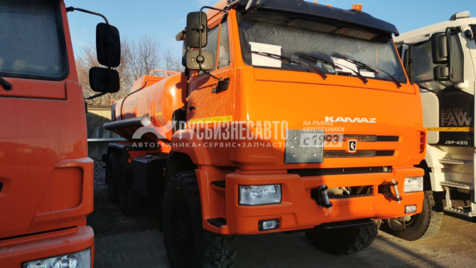 Купить АТЗ-10-КАМАЗ-43118 (10 м3, 1 отс., насос СВН-80, УВТ, мод.4672G2) в компании Русбизнесавто - изображение 0
