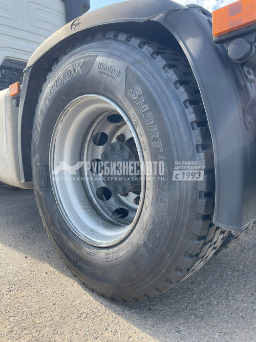 Купить КАМАЗ 5490-DC (МКПП)  седельный тягач б/у (2019 г., 121 385 км.)(1550)Новая резина на задней оси в компании Русбизнесавто - изображение 2