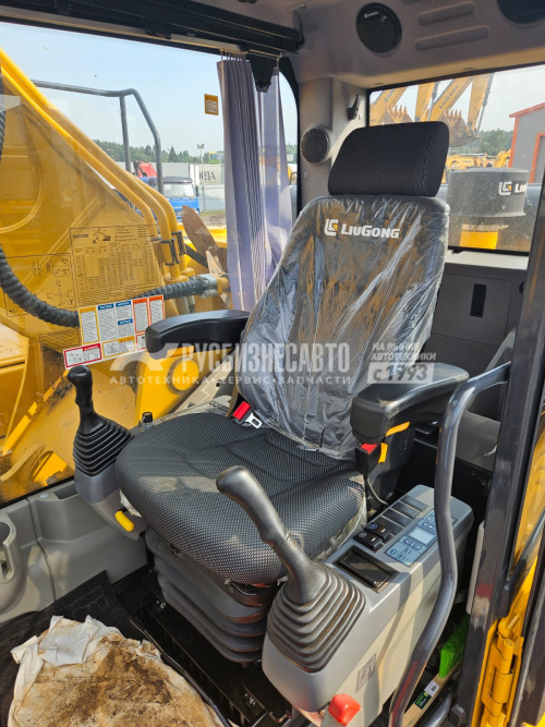 Купить Экскаватор гусеничный Liugong CLG933E б/у (2024г., 882 м/ч) (9681) в компании Русбизнесавто - изображение 8