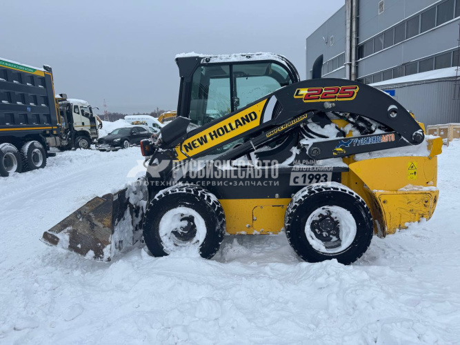 Купить Мини-погрузчик NEW HOLLAND L225 б/у (2019 г.в., 5 886 м.ч) (1363) в компании Русбизнесавто - изображение 5