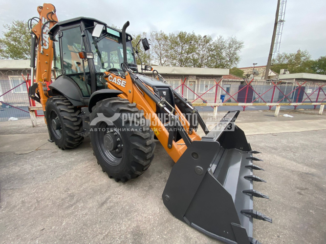 Купить Экскаватор-погрузчик CASE 695SV Performance (Tier 3, рычаги сзади, Италия) в компании Русбизнесавто - изображение 1