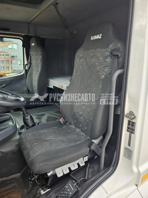 Купить Седельный тягач КАМАЗ 65206-T5 (Т2642) б/у (2020 г., 299 316 км)(7145) в компании Русбизнесавто - изображение 8