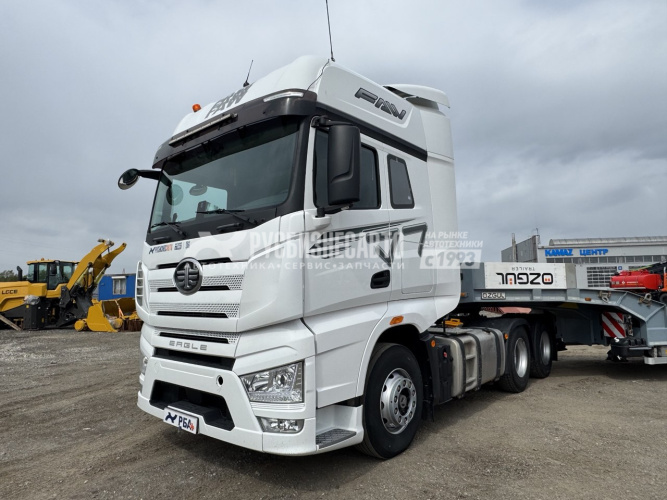 Купить Седельный тягач FAW J7 6x4, б/у (2023 г., 58 015 км.)(5582) в компании Русбизнесавто - изображение 1