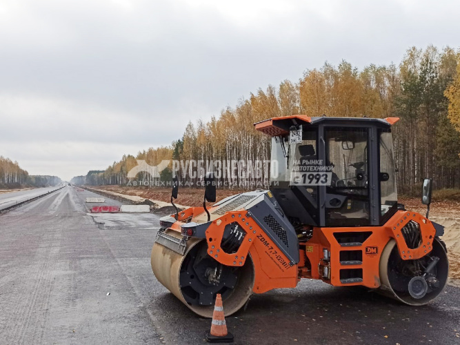 Купить Каток дорожный двухвальцовый вибрационный DM-7.7-VD (вес 7,95 т. шир. вальца 1,7 м, ЯМЗ) в компании Русбизнесавто - изображение 1