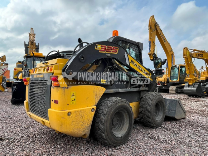 Купить Мини-погрузчик New Holland L325 (2021г. 816 м/ч) в компании Русбизнесавто - изображение 3