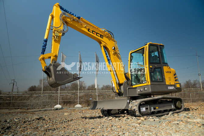 Купить Экскаватор гусеничный LGCE E660FL (Резиновая гусеница, Двухпоточная  гидролиния (X3)) в компании Русбизнесавто - изображение 0