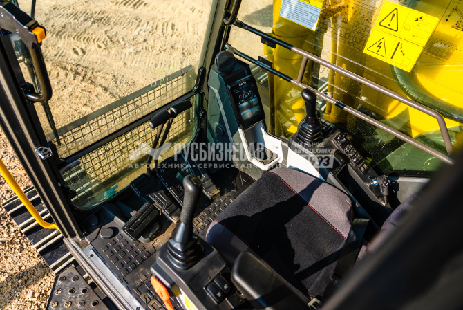 Купить Экскаватор гусеничный LGCE E6415H (Однопоточная гидролиния, Ковш 2,2м3) в компании Русбизнесавто - изображение 7