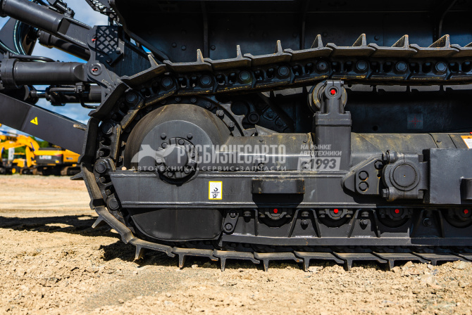 Купить Бульдозер гусеничный ZOOMLION ZD260G (кондиционер, гусеница 560мм, однозубый рыхлитель) в компании Русбизнесавто - изображение 4