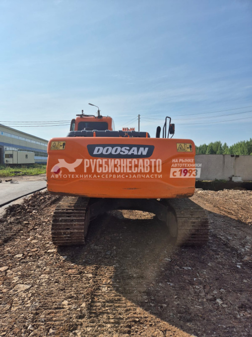 Купить Экскаватор гусеничный DOOSAN DX225LCA б/у (2021 г.в., 10 496 м/ч) (2789) в компании Русбизнесавто - изображение 1