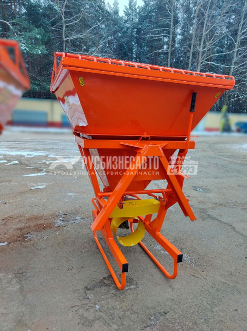 Купить Разбрасыватель песка А-116-01Г (навесной) - гидрозаслонки в компании Русбизнесавто - изображение 4