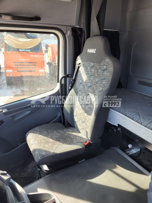 Купить КАМАЗ 5490-S5 МКПП седельный тягач б/у (2019 г., 128 911 км.) в компании Русбизнесавто - изображение 9