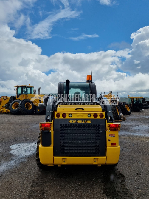 Купить Мини-погрузчик New Holland L320 б/у ( 2021г.в. 200 м/ч) в компании Русбизнесавто - изображение 8