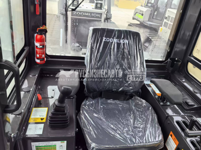 Купить Бульдозер гусеничный ZOOMLION ZD170GMGP (кондиционер, гусеница 950мм, без рыхлителя) в компании Русбизнесавто - изображение 5