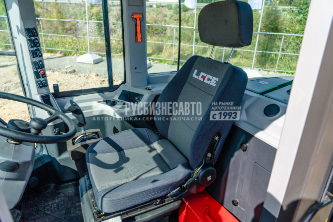 Купить Каток грунтовый LGCE RS7120H (полный привод) в компании Русбизнесавто - изображение 3
