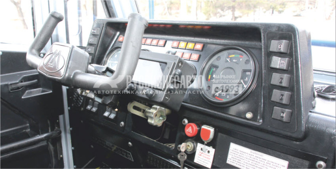 Купить ТМ-140 гусеничная транспортная машина (с пассажирским модулем, ТМ140-сб2-02) в компании Русбизнесавто - изображение 8