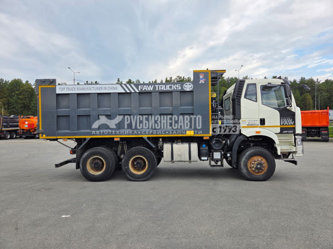 Купить Самосвал FAW J6 (6x6) б/у (2023 г., 26 275 км) (6249) в компании Русбизнесавто - изображение 1