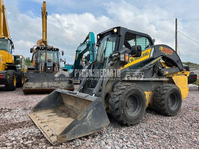 Купить Мини-погрузчик New Holland L325 (2021г. 816 м/ч) в компании Русбизнесавто - изображение 0