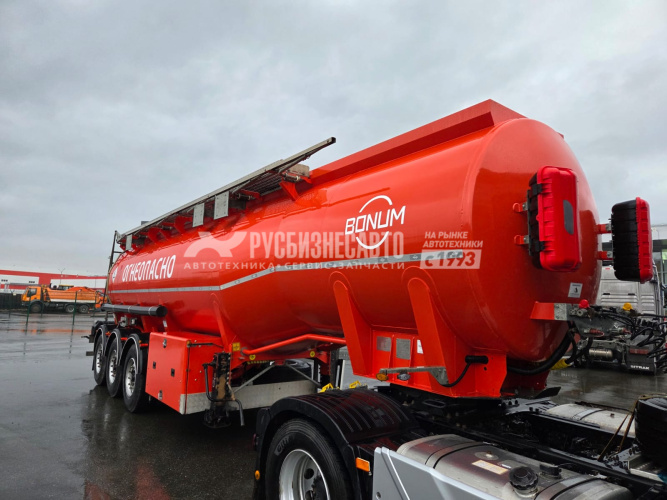 Купить Bonum 914210 (28м3, 3-х осный (HJ) светлые нефтепродукты) б/у (2024 г.)(3988) в компании Русбизнесавто - изображение 0