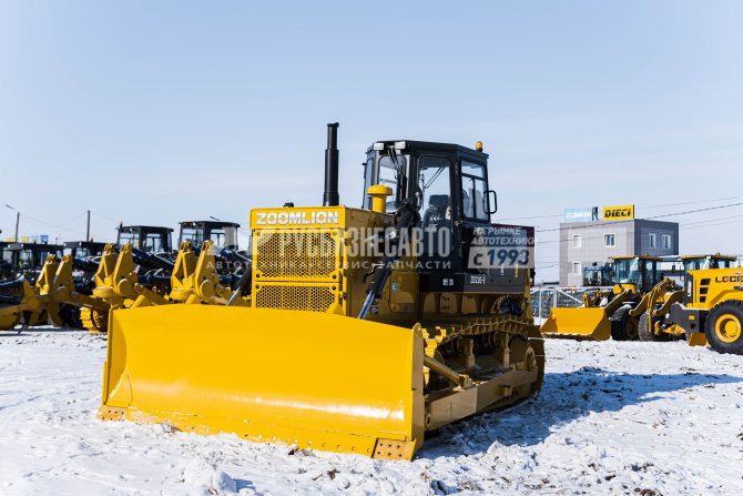 Купить Бульдозер гусеничный ZOOMLION ZD220-3 (кондиционер, гусеница 560мм, однозубый рыхлитель) в компании Русбизнесавто - изображение 2