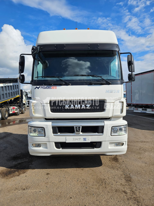 Купить КАМАЗ 5490 (M1840), МКПП седельный тягач б/у (2021 г., 428 619 км.)(3749) - новая резина зад. ось. в компании Русбизнесавто - изображение 1