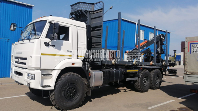 Купить КМУ Сортиментовоз КАМАЗ 43118-73092-50 (Евро-5, со спалкой) + КМУ Р97М на заднем свесе в компании Русбизнесавто - изображение 1