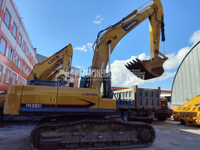 Купить Экскаватор гусеничный LOVOL FR330D б/у (2022 г.в., 2 424 м.ч.)(0561) в компании Русбизнесавто - изображение 4