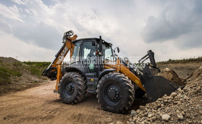 Купить Экскаватор-погрузчик CASE 695SV Premium (Tier 3, Италия) в компании Русбизнесавто - изображение 1