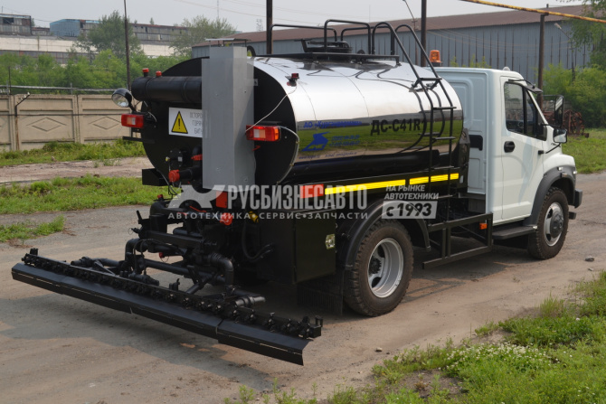 Купить Автогудронатор ДС-C41R1 на шасси ГАЗ-C41R13 (точн.доз+авт.горелка+удлинитель розлива) в компании Русбизнесавто - изображение 1
