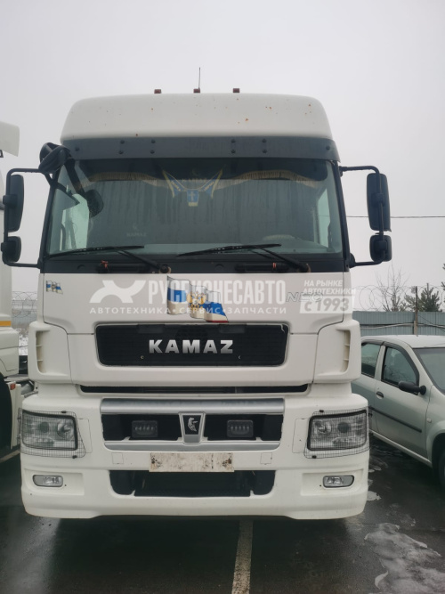 Купить КАМАЗ 5490-S5 АКПП седельный тягач б/у (2018 г., 697 601 км.)(5245) в компании Русбизнесавто - изображение 4