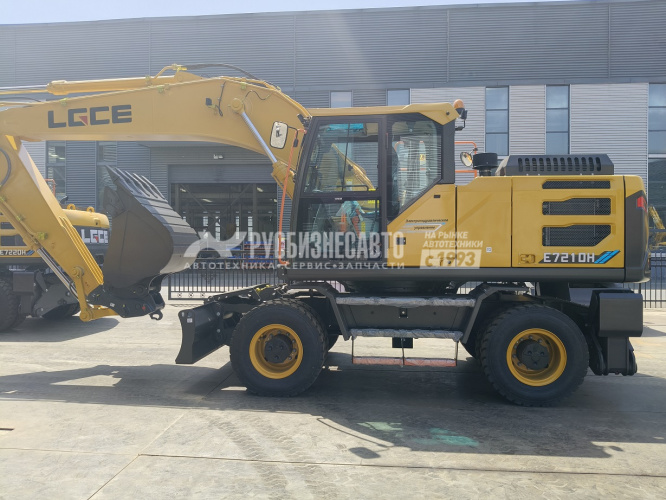 Купить Экскаватор колесный LGCE E7210H (Квик-каплер гидр, Двухпоточная гидролиния (X3)) в компании Русбизнесавто - изображение 3