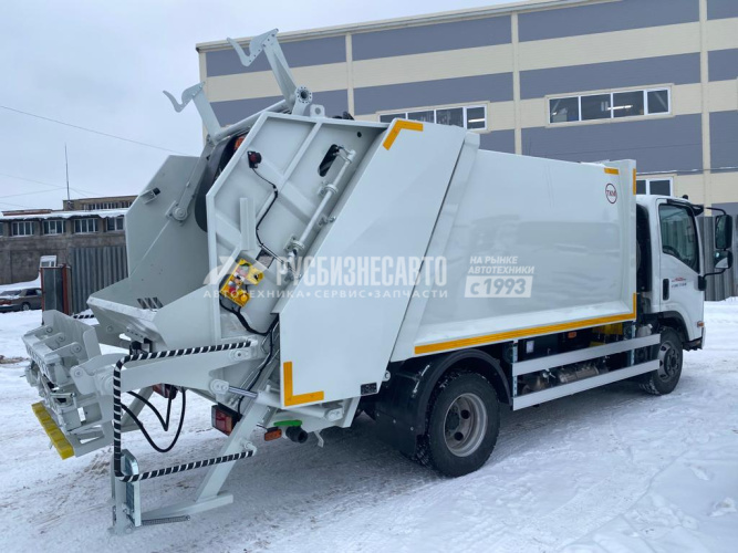Купить KAT-8 на шасси Isuzu NQR90 (ТКМ-483) Мусоровоз задн. загрузка в компании Русбизнесавто - изображение 1