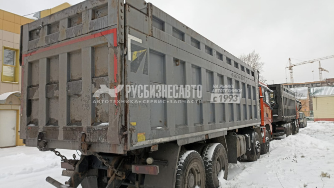 Купить Самосвал SHACMAN SX33186T366C 8x4 б/у  (2021 г, 111 830 км) в компании Русбизнесавто - изображение 1