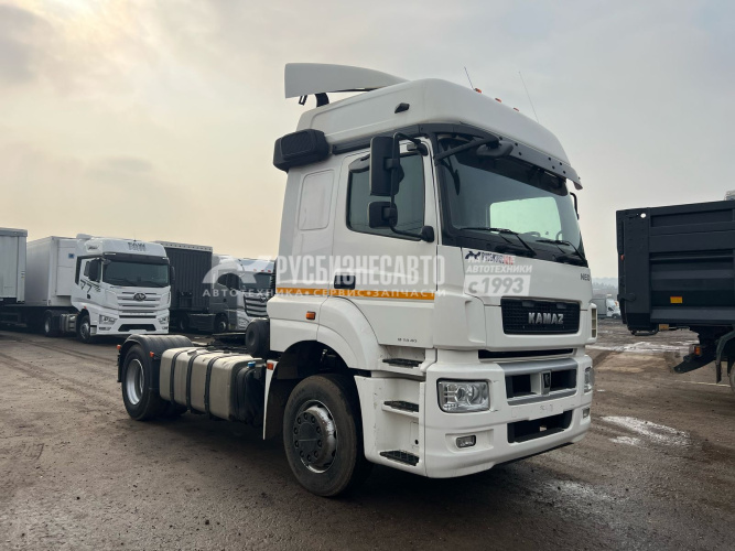 Купить КАМАЗ 5490 (M1840), МКПП седельный тягач б/у (2021 г., 401 640 км.)(3746) - новая резина зад. ось. в компании Русбизнесавто - изображение 0