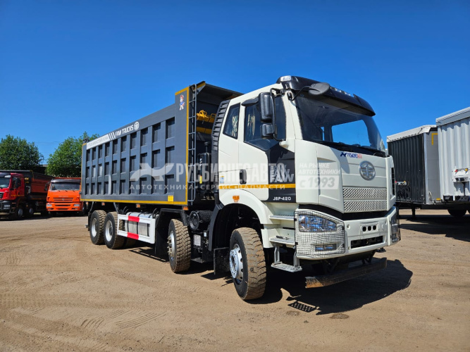Купить Cамосвал FAW J6 8х4 б/у (2023гв, 44 284 км) (9660) в компании Русбизнесавто - изображение 0