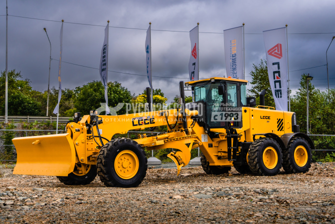 Купить Автогрейдер LGCE G9220F AWD (АПН, полный привод, передний отвал, средний отвал) в компании Русбизнесавто - изображение 7